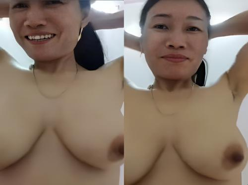 Wanita pesawat itu curhat saat berkendara Wanita pesawat itu curhat saat berkendara